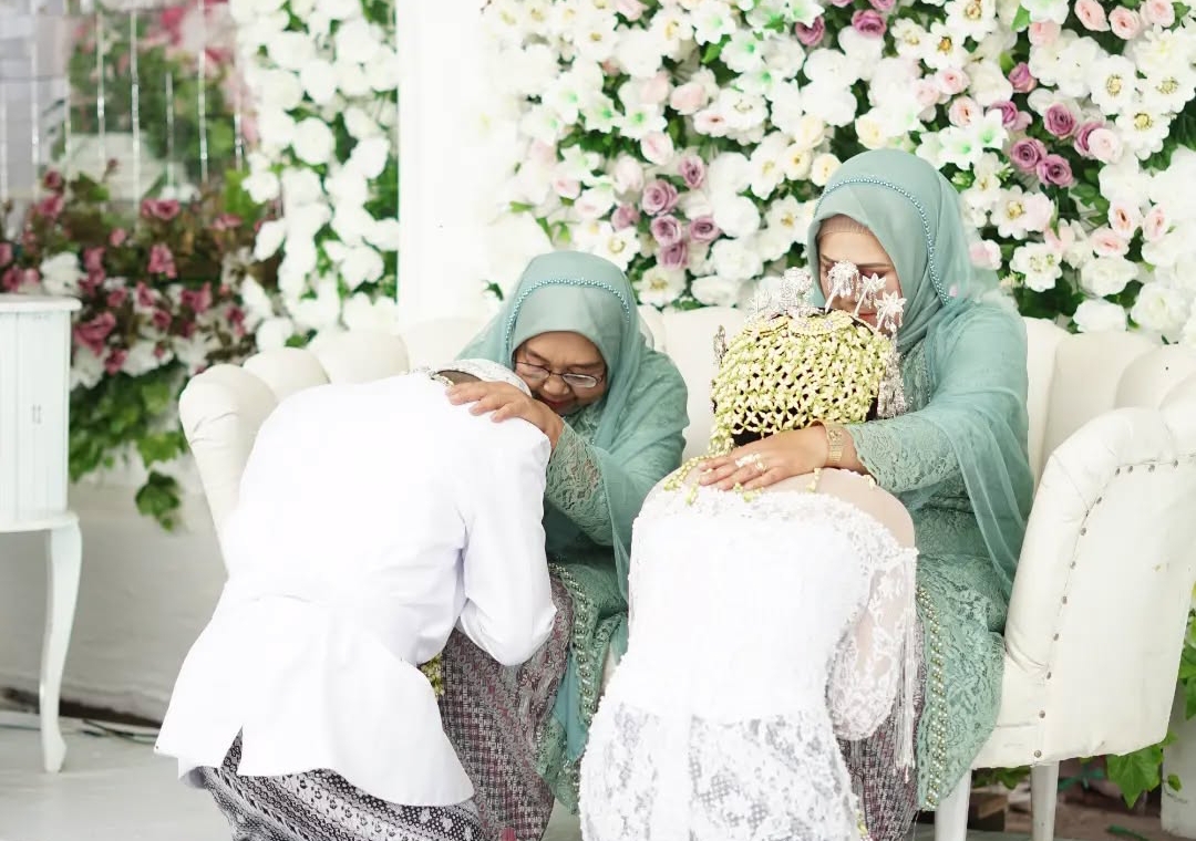 Teks Sungkeman Pernikahan Paling Sedih b